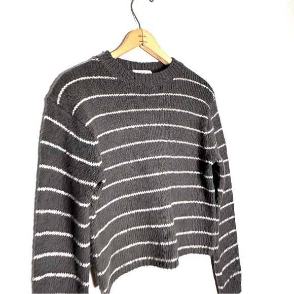 Vince | Green Pebbled Stripe Crew Neck Sweater Size Small - Picture 4 of 7